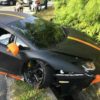 マレーシアにて、マットブラックとオレンジのランボルギーニ「アヴェンタドール」がク