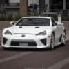 アメリカにて、レクサス「LFA」が目撃に。ナンバーも納車年と車名にするほどの「LFA」