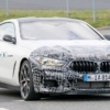 ん？どういうこと？BMW新型8シリーズをベースにしたミドシップエンジンらしき開発車両