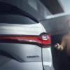 (2024年)マツダ新型CX-90の最新ティーザー画像2枚が一挙公開！PHEVやCX-60譲りのテー