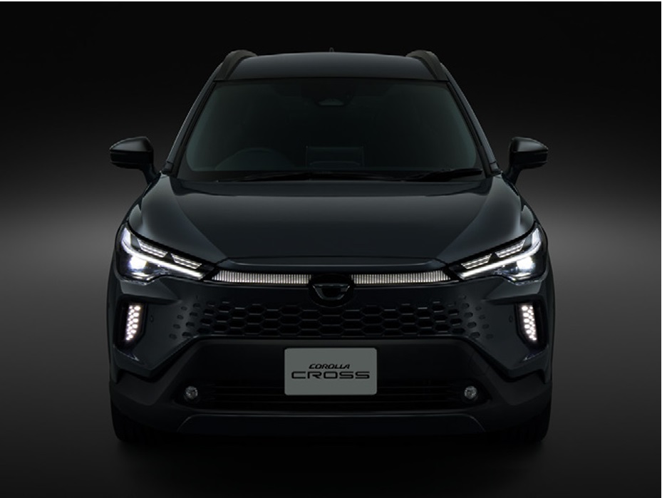 カローラクロスフロントバンパー