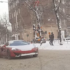 マジか。ストックホルム街にて雪化粧されたマクラーレン「570S」が目撃に【動画有】